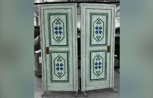 Frozen Jr. Set Rental - Elsa's Door